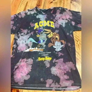 Acme Looney Tunes Graffic novelty tee t-shirt bleach splattered